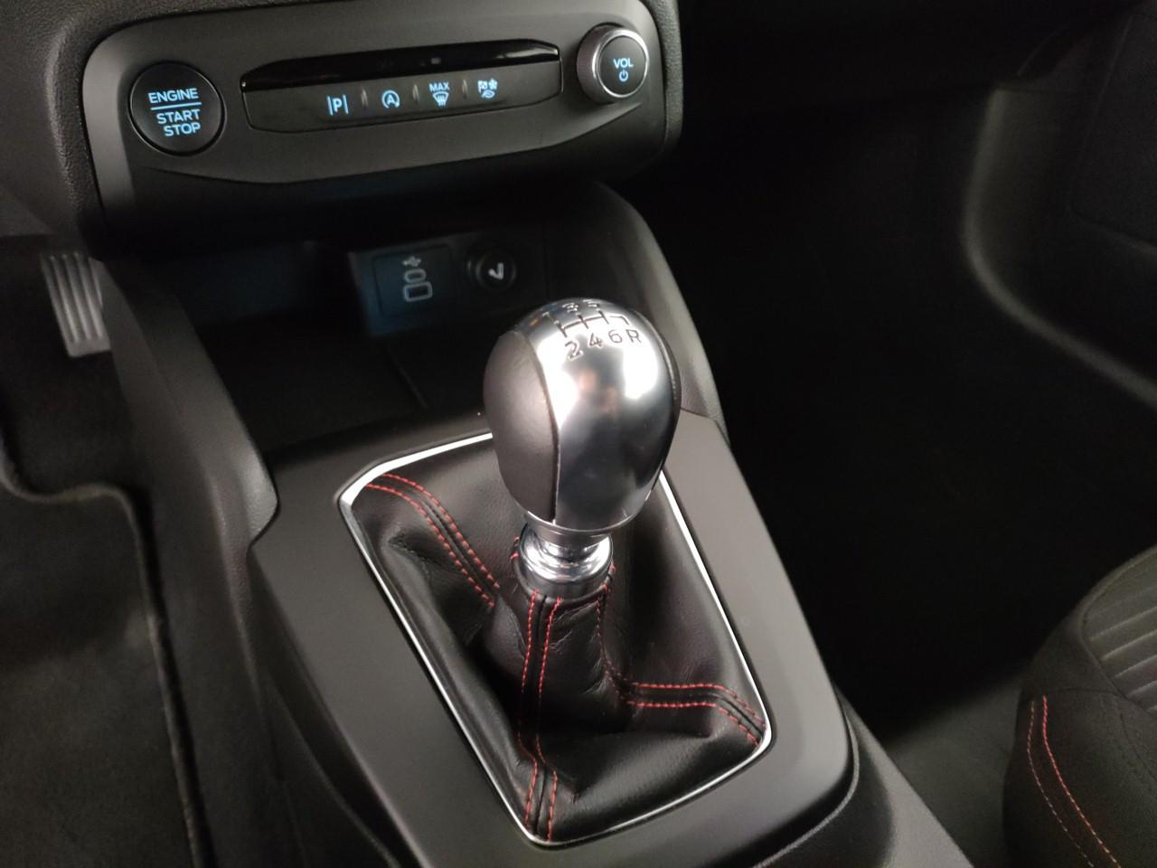 FORD Focus V 2022 - Focus 1.0t ecoboost h ST-Line 125cv
