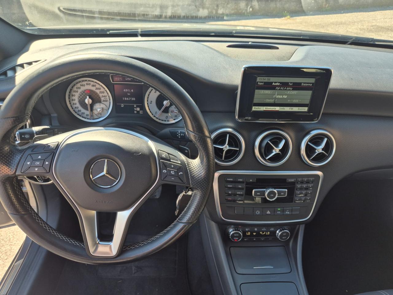 Mercedes-benz A 180 CDI BlueEFFICIENCY Automatic Premium