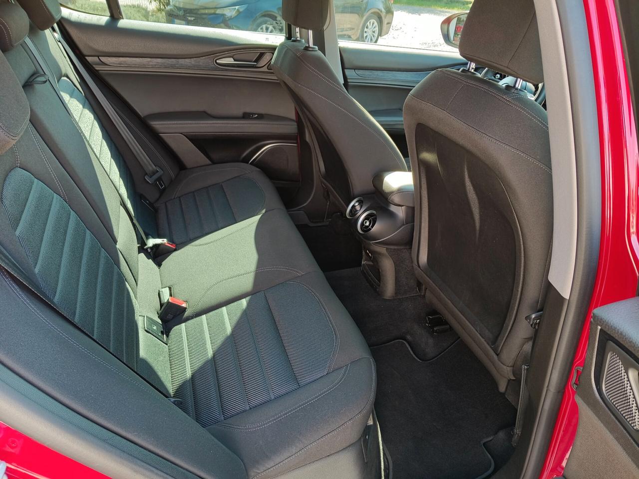 Alfa Romeo Stelvio 2.2 Turbodiesel 160 CV AT8 RWD Sprint