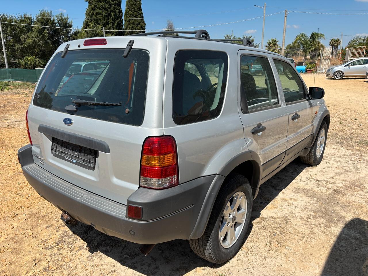 Ford Maverick XLT
