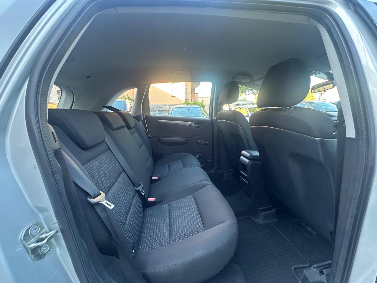 Mercedes-benz B 180 CDI
