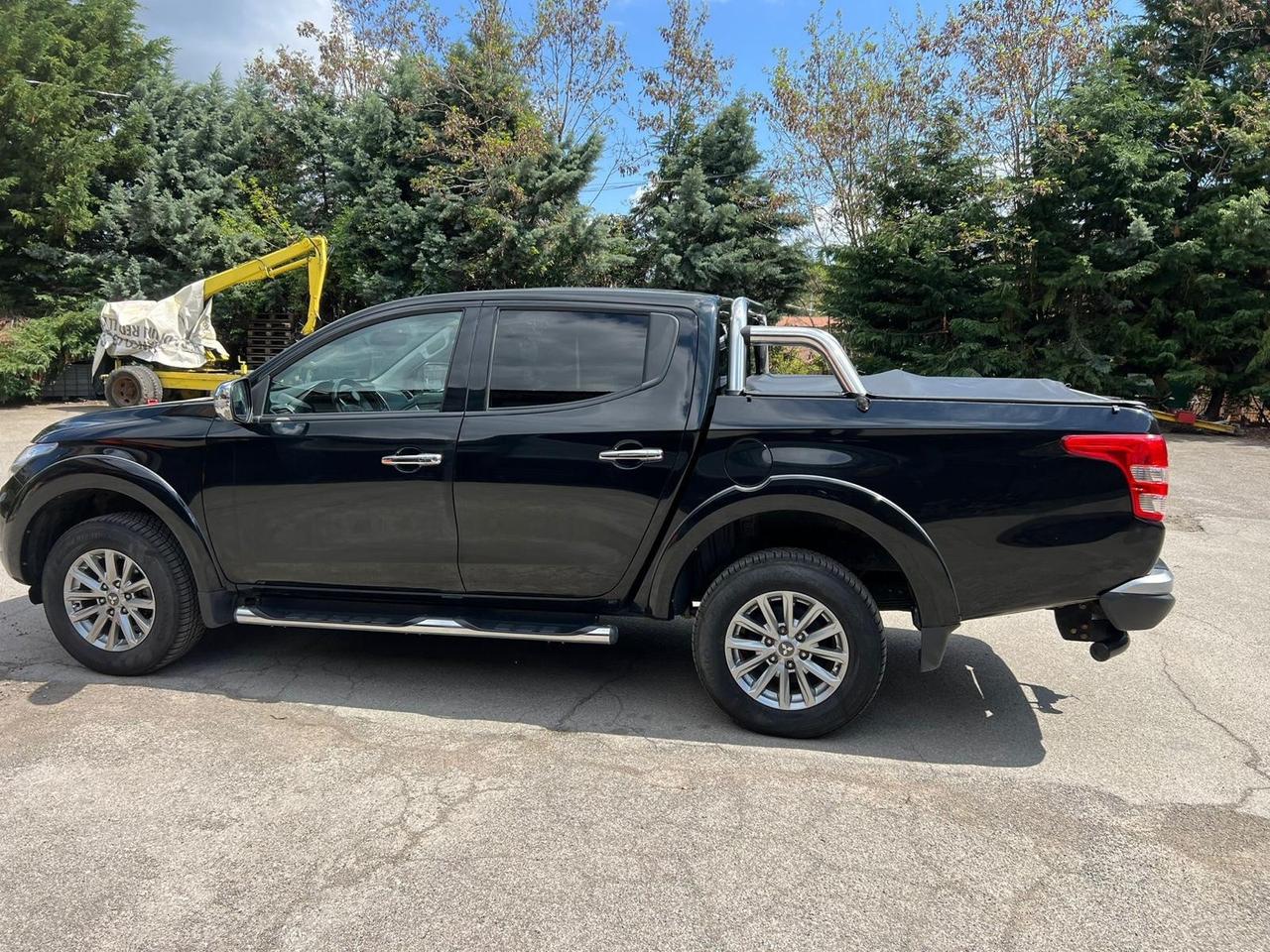 Mitsubishi L200 2.4 DI-D/181CV Double Cab