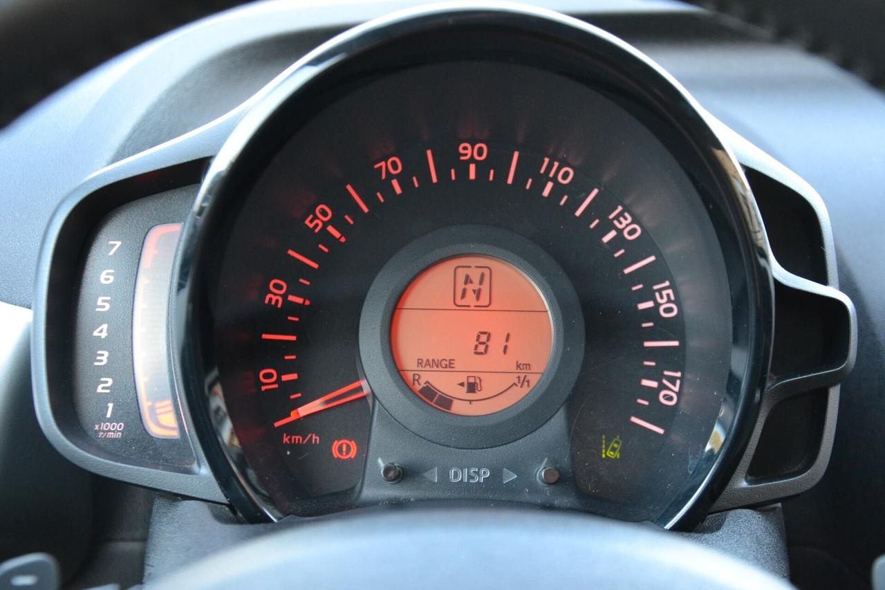 Toyota Aygo 1.0 69CV X-PLAY AUTOMATICA **PREZZO REALE**