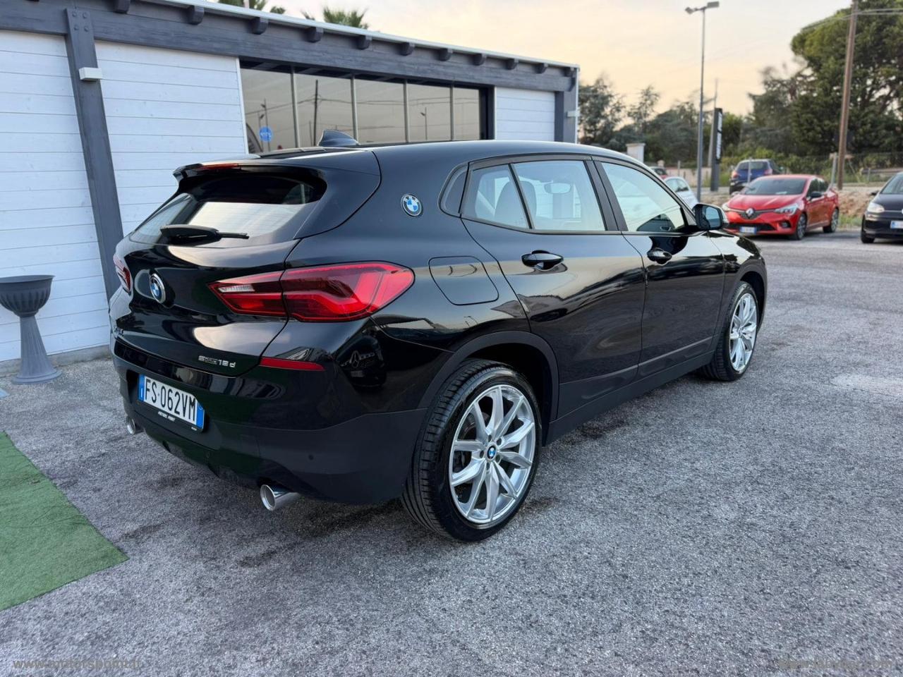 BMW X2 sDrive18d MANUALE