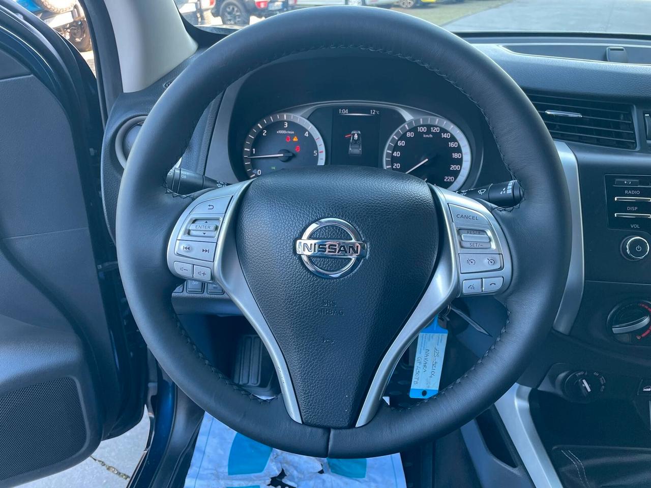 Nissan Navara 2.3 dCi 4WD King Cab Acenta