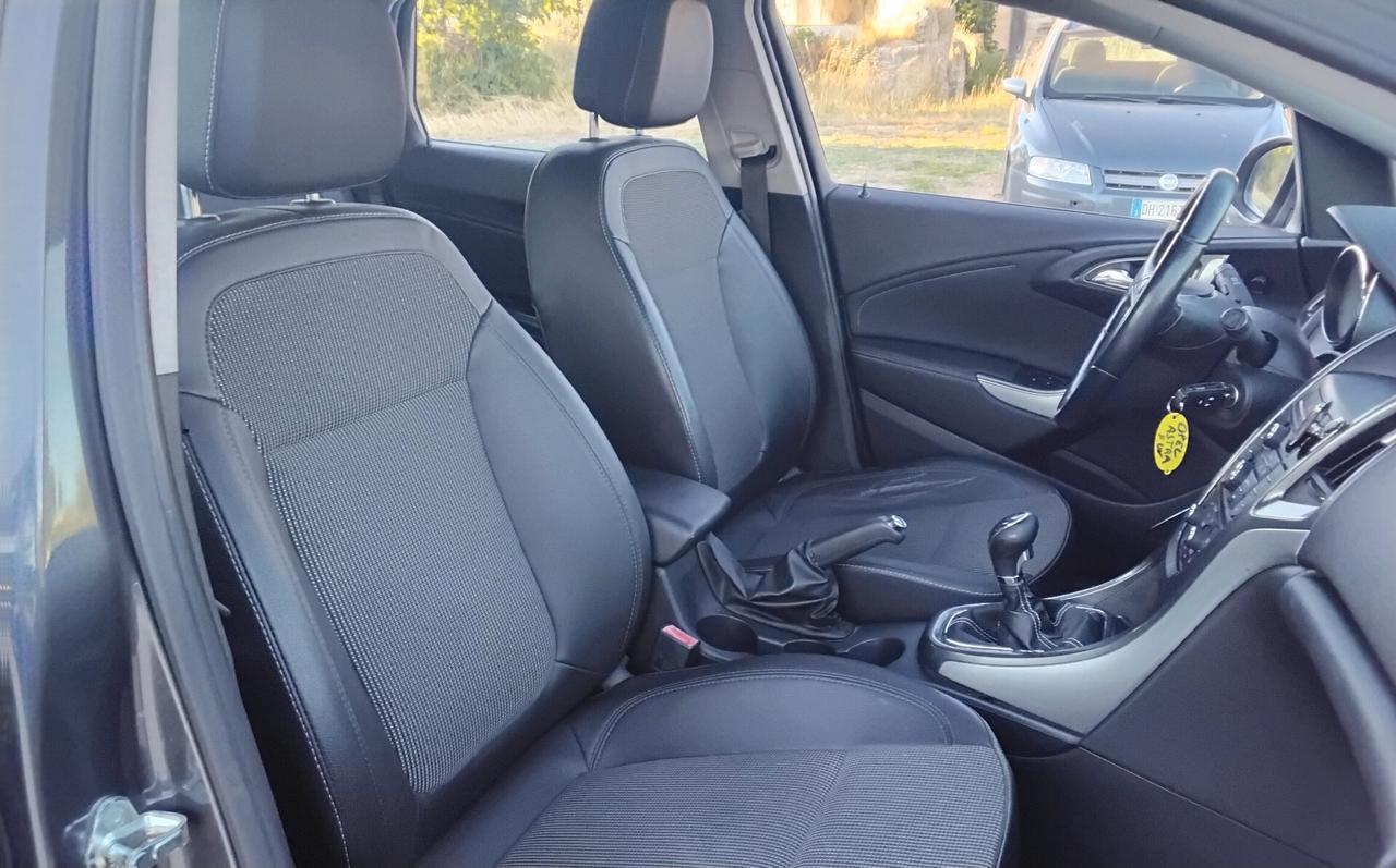 Opel Astra 1.7 CDTI 110CV Sports Tourer Cosmo