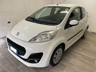 Peugeot 107 1.0 3p. Active Full Optional Neopatentati