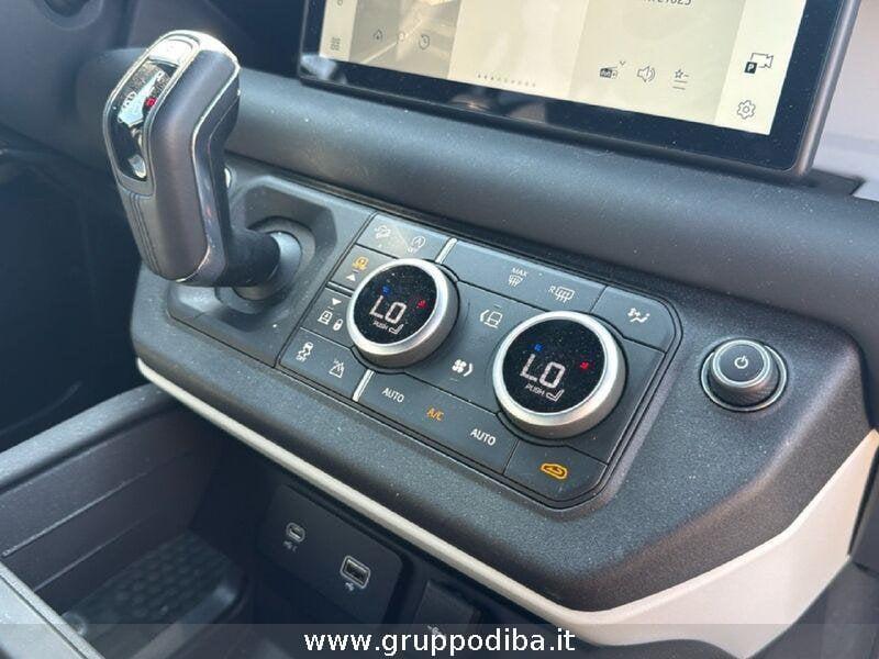 Land Rover Defender VII 2020 110 Diesel 110 3.0d i6 mhev SE awd 200cv auto
