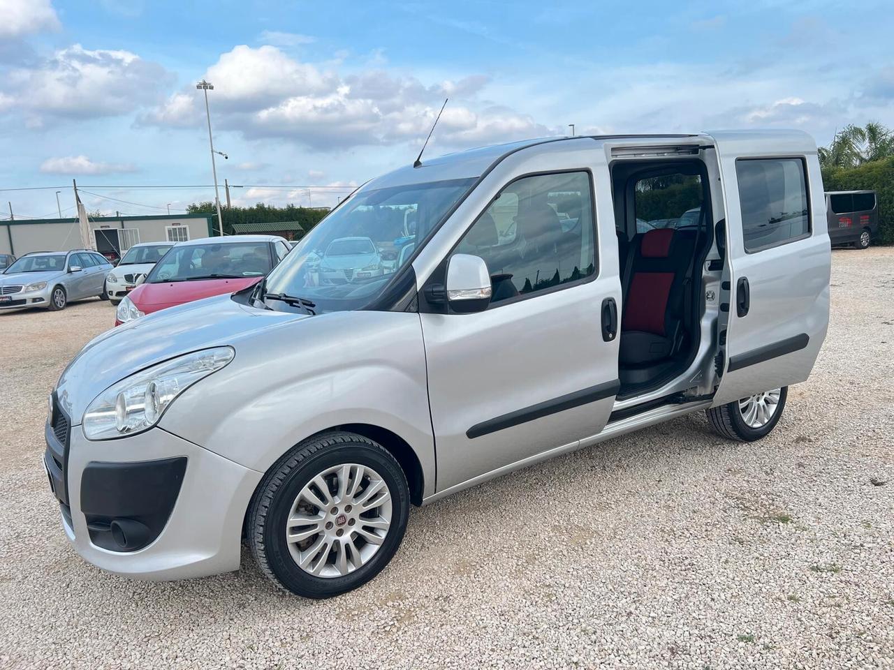 Fiat Doblo 2.0 mjt 5 posti autovettura