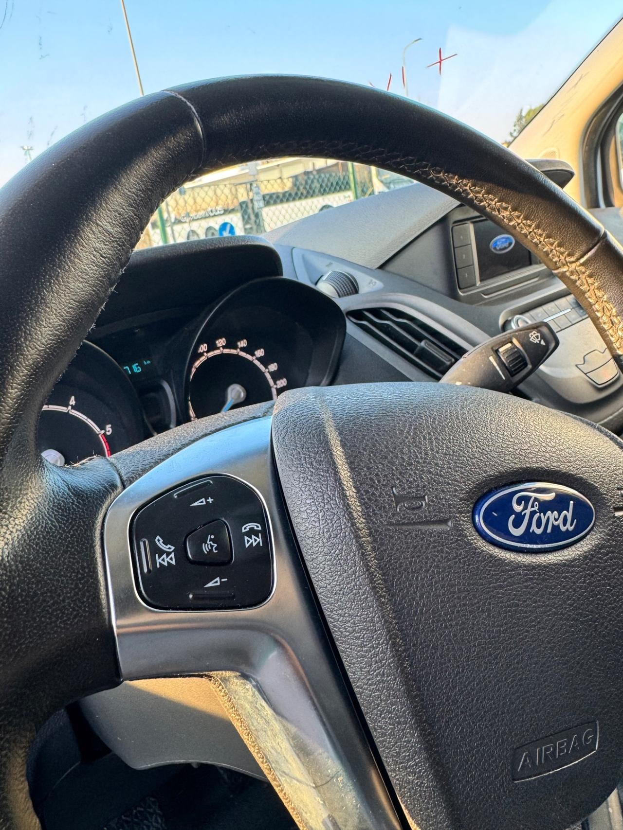 Ford Transit Courier 1.5 TDCi 75CV Van Trend