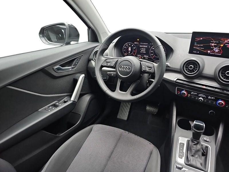 Audi Q2 35 TFSI S tronic S line Navi 17" LED DAB