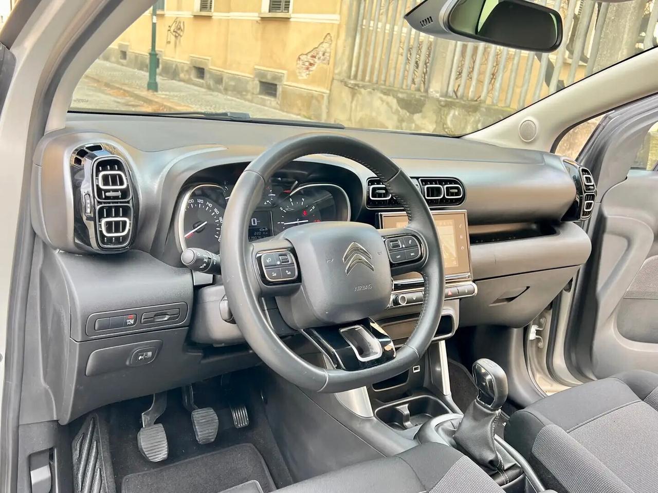 Citroen C3 Aircross 1.2 PureTech 82cv E6 Shine KM CERT-NAVI-SENSORI-BT