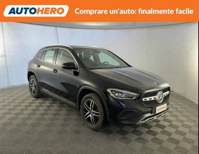 MERCEDES-BENZ GLA 200 d Automatic Sport