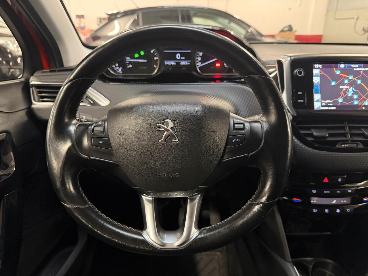 Peugeot 208 PureTech 82 5 porte Allure