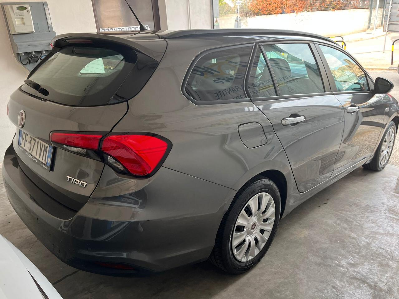 Fiat Tipo 1.4 T-Jet 95CV GPL SW Lounge