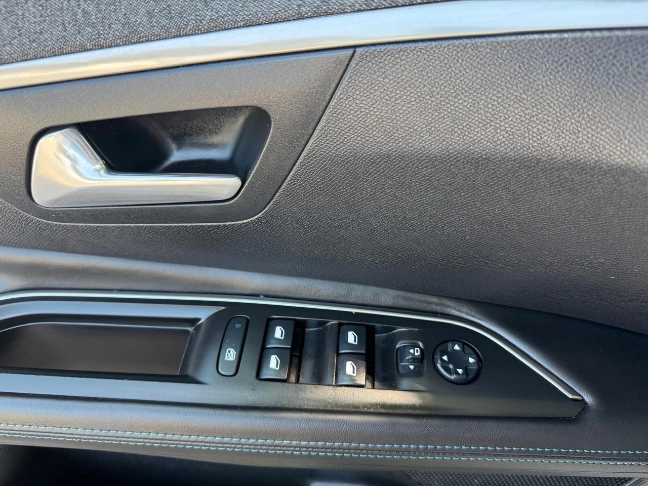 Peugeot 3008 1.5 HDI Allure CATENA APPENA FATTA GARANZIA 12 M
