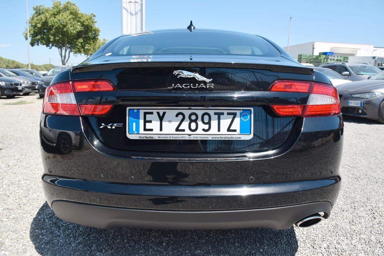 Jaguar XF BERLINA 2.2D 163CV AUTOM. R-SPORT-TETTO-PELLE-NAVI-SENSORI-CAM-CRUISE- IVA DETRAIBILE