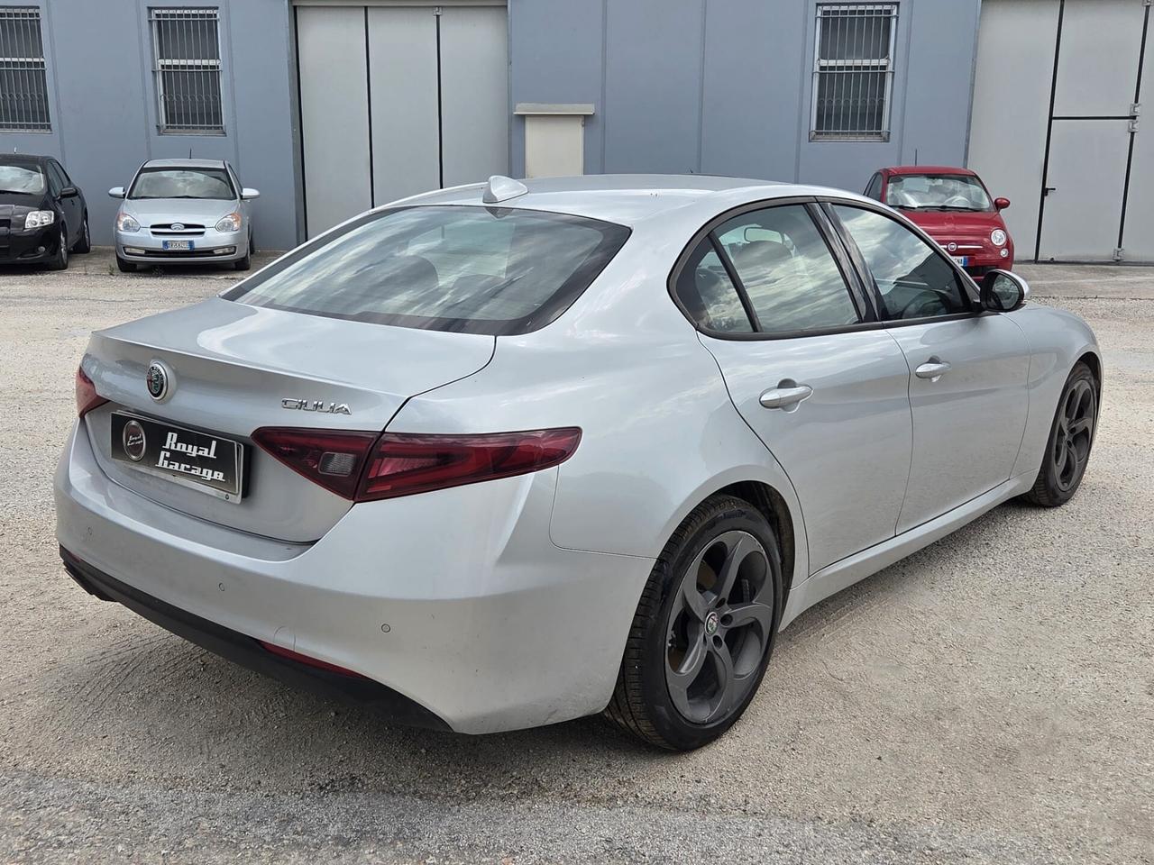 Alfa Romeo Giulia 2.2 JTDM TURBODIESEL MY19 -MOTORE ROTTO-