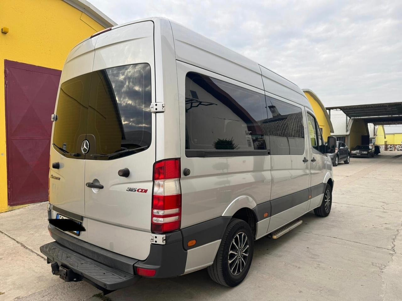 Mercedes-benz Sprinter 315 CDI 9 Posti Gancio T