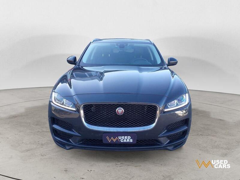 Jaguar F-Pace F-Pace 2.0 D 180 CV AWD aut. Chequered Flag
