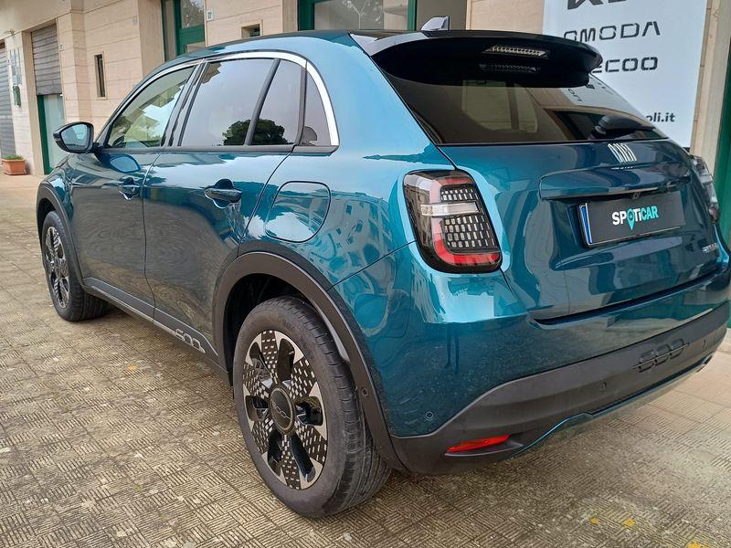 FIAT 600 1.2 hybrid La Prima 110cv auto