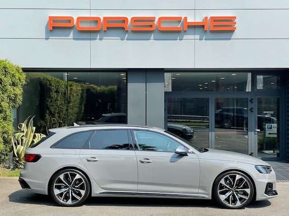 Audi RS4 AVANT 2.9 TFSI QUATTRO TIPTRONIC
