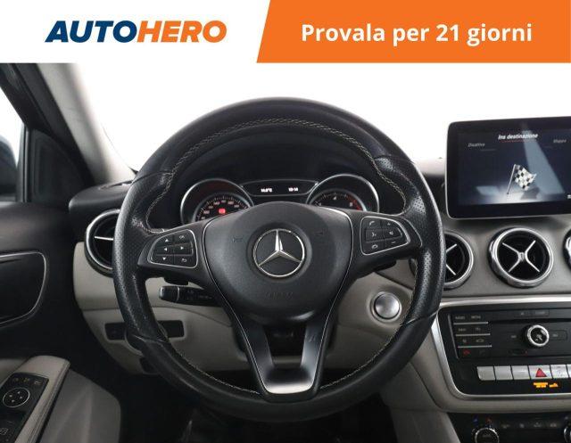 MERCEDES-BENZ GLA 200 d Automatic Sport