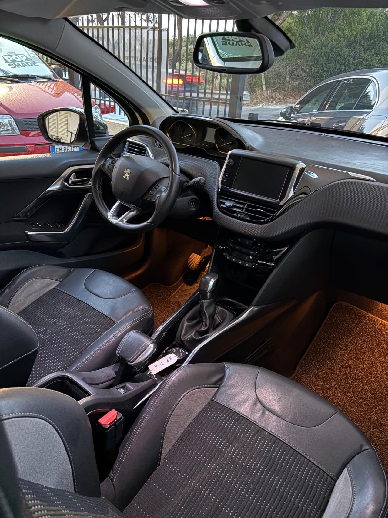 Peugeot 2008 1.6 VTi 120CV Allure no bagno d'olio