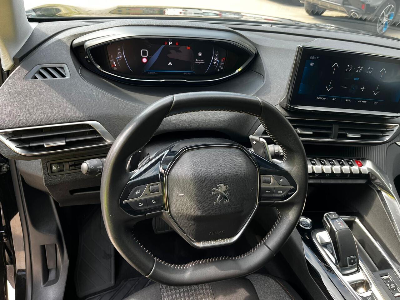Peugeot 3008 BlueHDi 130 S&S EAT8 Business