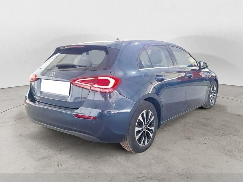 Mercedes-Benz Classe A A 180 d Automatic Business Extra FINO A 3 ANNI DI GARANZIA KM ILLIMITATI PARI ALLA NUOVA