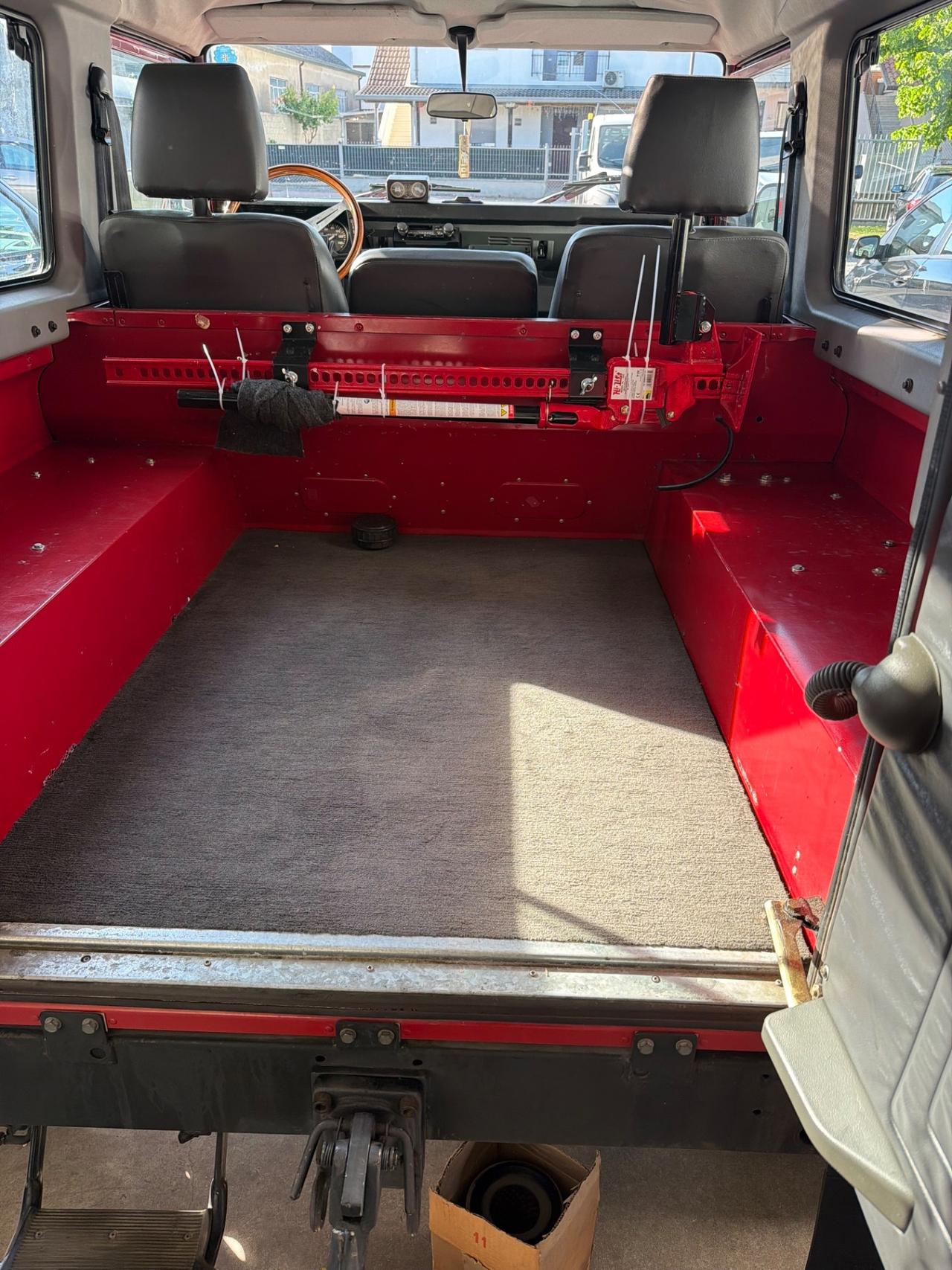 Land Rover Defender 90 turbodiesel Hard-top
