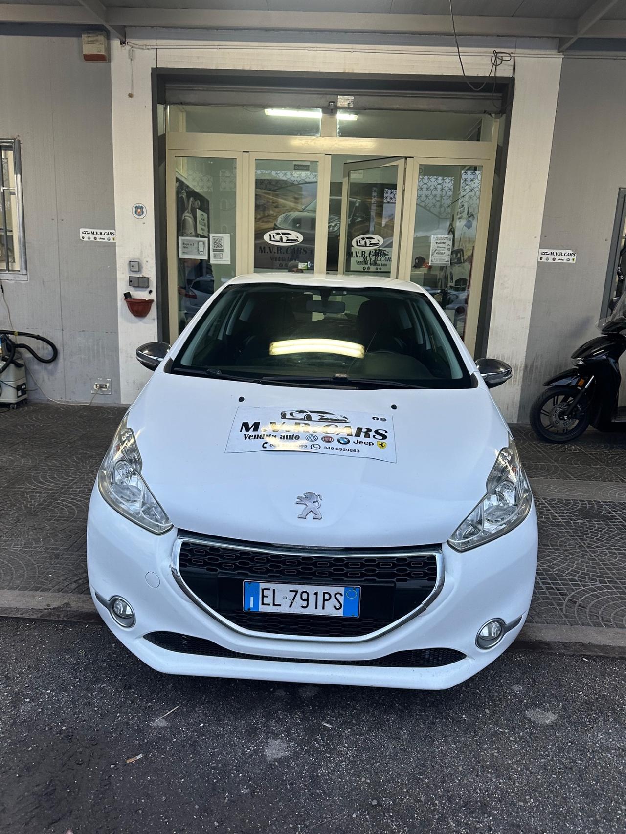 Peugeot 208 1.4 HDi 68 CV 3 porte Access