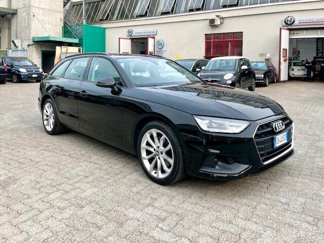 Audi A4 Avant 35 TDI/163 CV S tronic Business Advanced