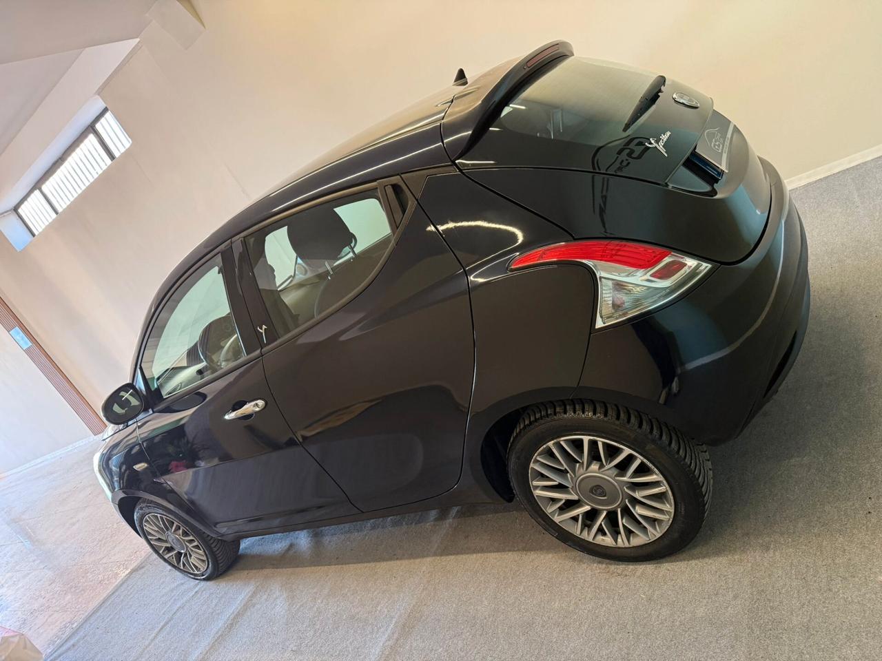 Lancia Ypsilon 1.3 MJT 16V 95 CV 5 porte S&S Platinum