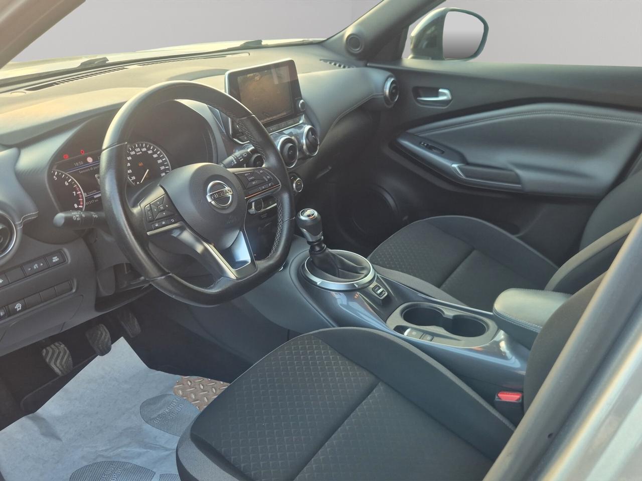 Nissan Juke 1.0 DIG-T 114 CV N-Connecta