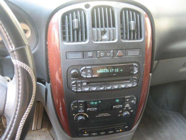CHRYSLER Voyager 2.5 CRD KAT LX
