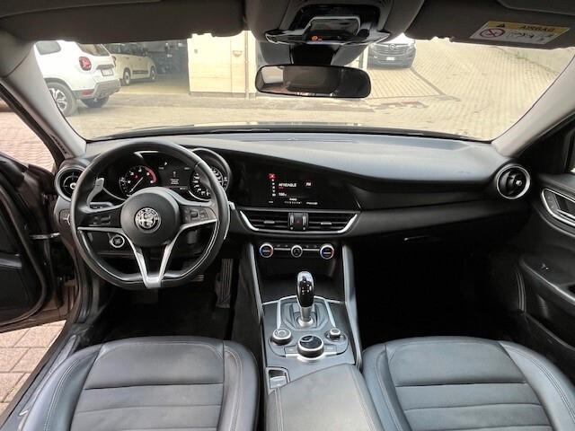 Alfa Romeo Giulia 2.2 Turbodiesel 150 CV AT8 Business