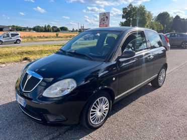 Lancia Ypsilon 1.2 Platino