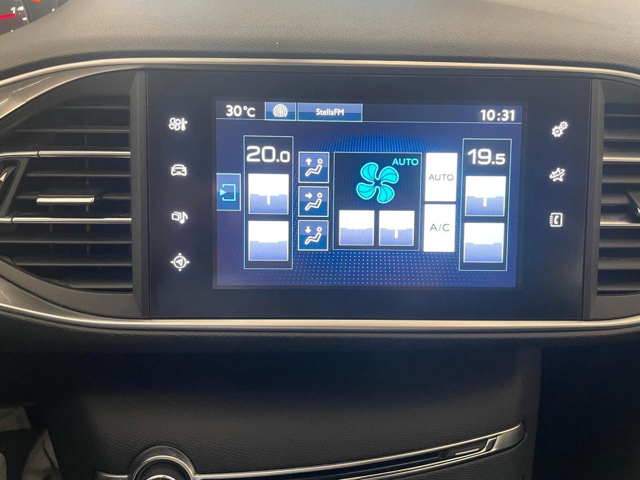Peugeot 308 BlueHDi 120 S&S EAT6 SW Allure