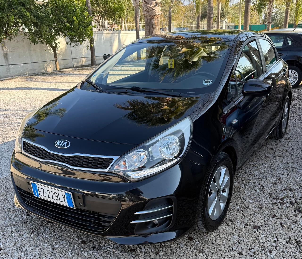 Kia Rio 1.1 CRDi 5p. Cool