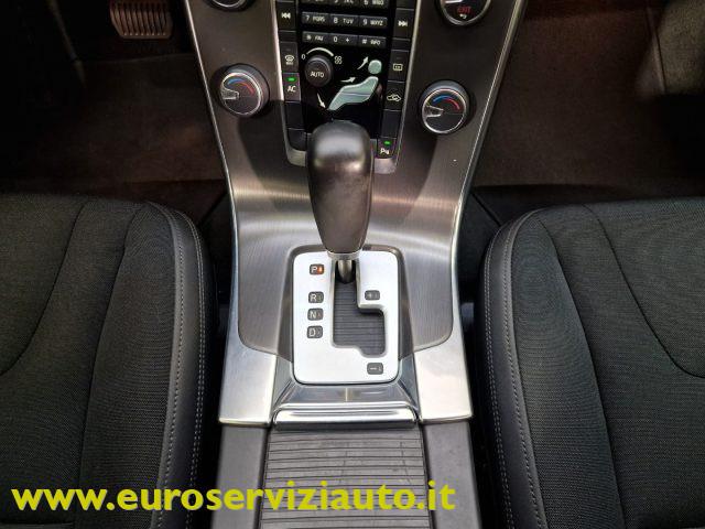 VOLVO V60 D3 Geartronic Momentum