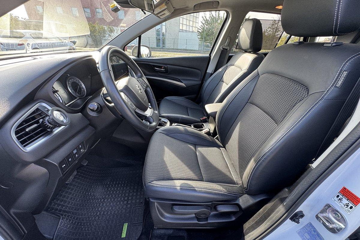 SUZUKI S-Cross 1.5 140V Hybrid A/T Starview