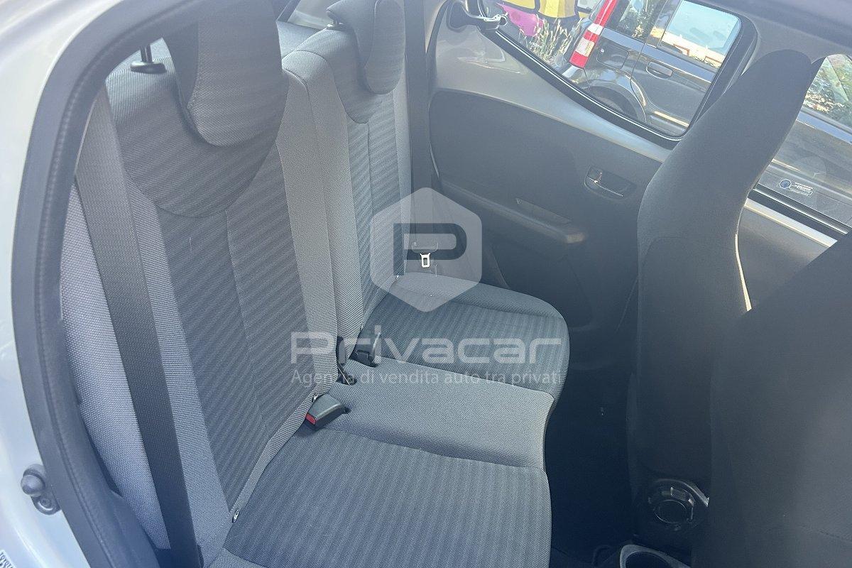 TOYOTA Aygo Connect 1.0 VVT-i 72 CV 5 porte x-play