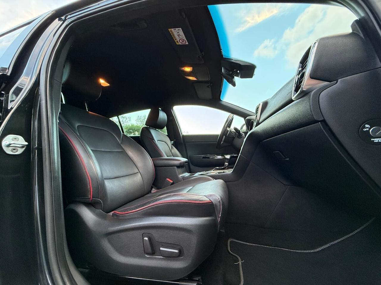 KIA SPORTAGE 1.6 CRDI 136 CV 2WD GT LINE UNI PRO