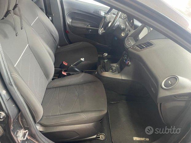 Ford Fiesta 1.4 5p. Bz.- GPL Titanium