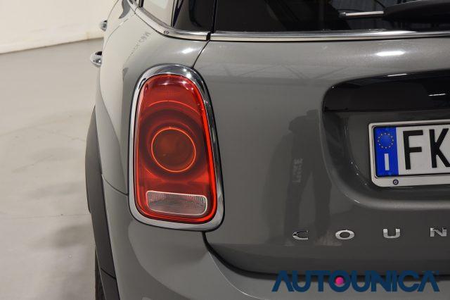 MINI Countryman 2.0 COOPER D AUTOMATICA NAVIGATORE FARI LED