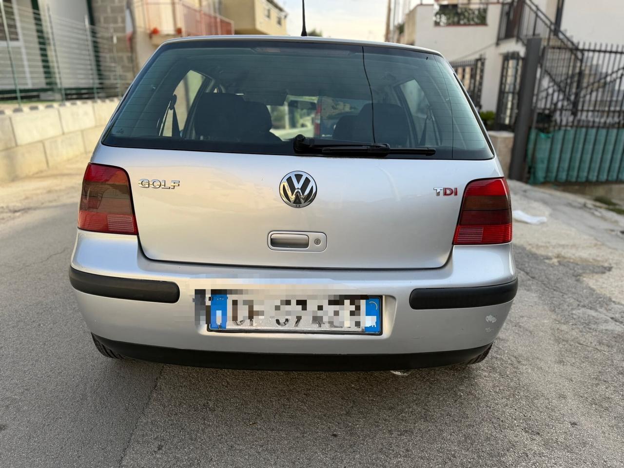 Volkswagen Golf 1.9 TDI/101 CV cat 3p. Comfortline