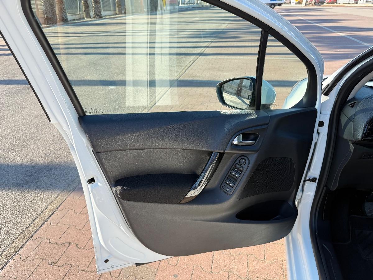 CITROEN C3 BlueHdi 75 C.V. Exclusive E6