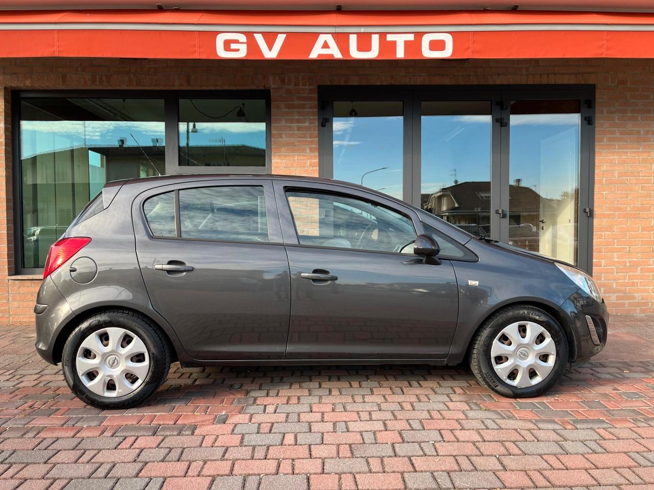 OPEL CORSA 1.2 5 porte Club
