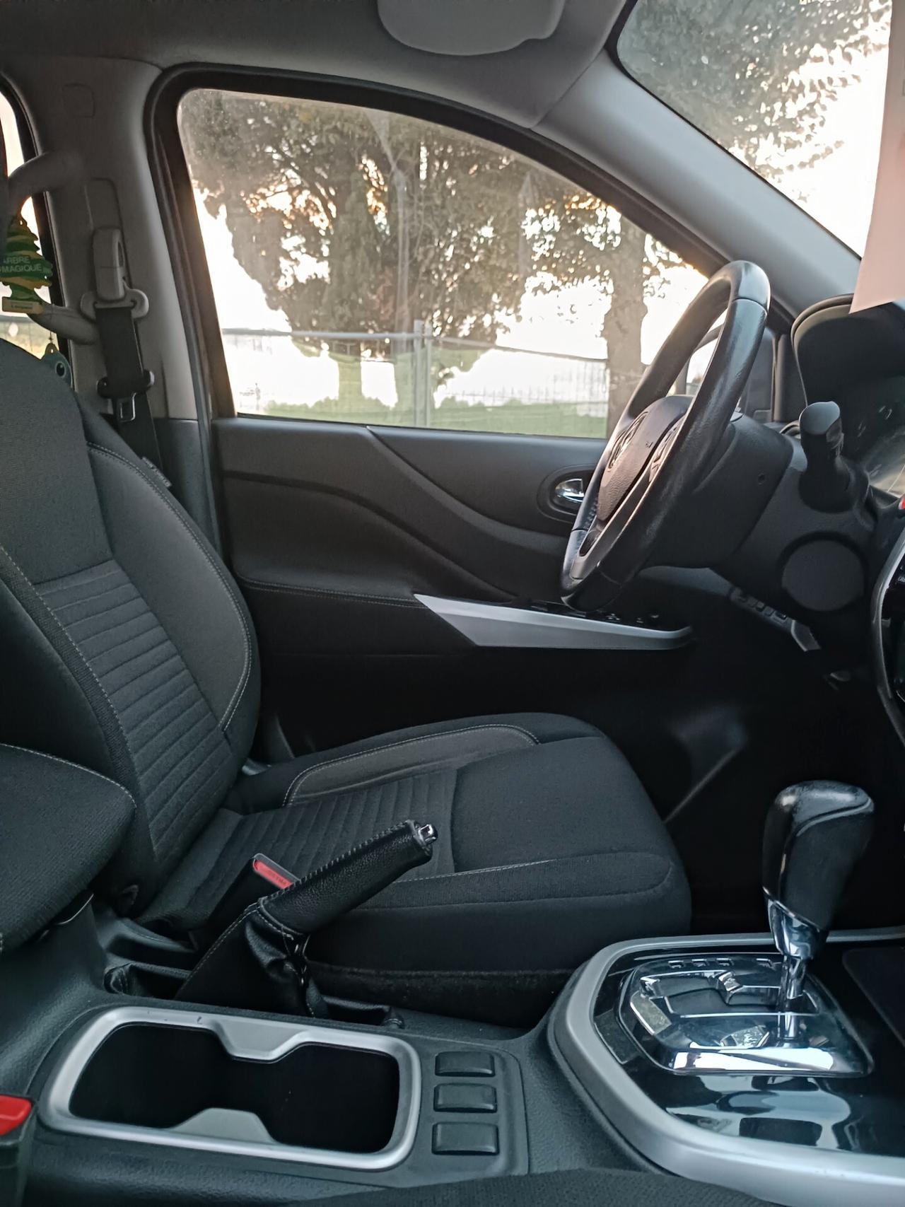 Renault Alaskan 2.3 DCI 190CV Automatico 129.000 KM 2018